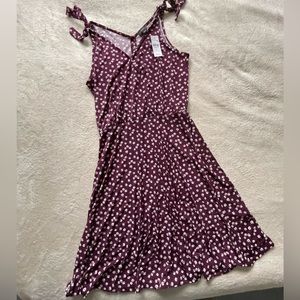Ann Taylor NWT Stretch Knit Maroon and White Floral Tie Strap Swing Dress